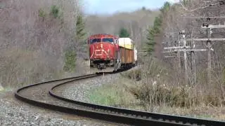 CN 5644 at Woodward (07MAY2011)