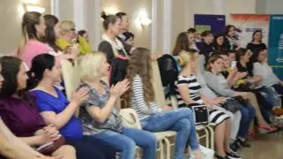 Dansul burticilor la Sezatoarea mamelor XXI by Odoras