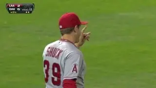 LAA@OAK: Shuck retires Smith with grab in foul ground