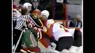 Ron Sutter vs Joe Cirella