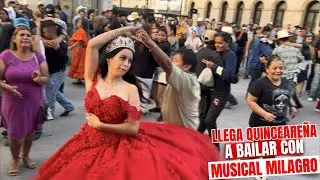 Linda Quinceañera 👸 bailando en el centro de Chihuahua ❤️
