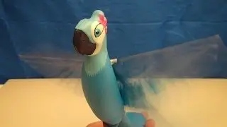 RIO 2 FLYING HIGH JEWEL REMOTE CONTROL BIRD VIDEO TOY REVIEW