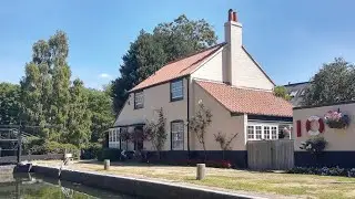 Thames Lock, Weybridge