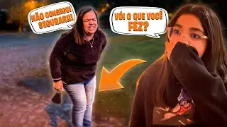 ELA NÃO CONSEGUIU SEGURAR E FEZ NO MEIO DA RUA.