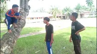 BMR kelas 11 berbalas pantun