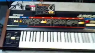 Roland JUNO-60 & BOSS DR-55 in Sync !