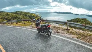 Vietnam Road Trip. A bit of a road from Quảng Ninh province to the border town of M&oacute;ng C&aacute;i.