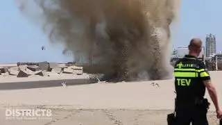 EOD brengt 21 granaten tot ontploffing strand Zuiderlijk havenhoofd Scheveningen