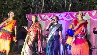 Puja Mahto stage program Jhumar song ￼nae vdeio 