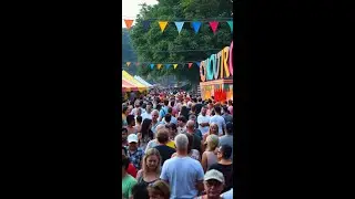 Which City&rsquo;s Festivals Burst with Art & Music?