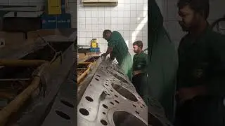 CAT D399 liner protrusion checking 👍#mechanist #catterpillar