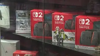 Retro video game store offers last-minute gift ideas ahead of Christmas