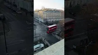 Запутанное движение в Лондоне. Пешком тоже та еще теорема перейти дорогу))