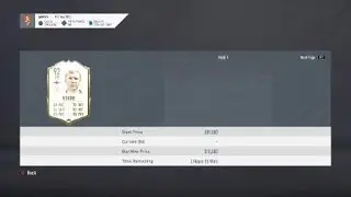 Bobby Moore in a pack