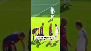 Gavi vs Modric 🥶 #football #shorts #trending #barcelona #realmadrid