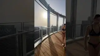 Rooftop Swimming Pool 📍76th floor, Burj Khalifa, Dubai