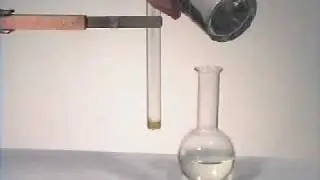 FeCl3+KSCN.avi