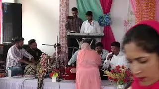 Kalwari nu lai janda ee yeshu modhe te salib ootha ke.   By.  Balwinder Masih . Sidva with Team..