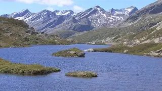 Une randonnée dans les Grisons Suisse. Avec ces Cols et ces merveilleux et splendide paysages