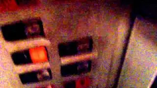 Стеклянный лифт Otis в торговом центре Borders, White Flint Mall, Роквилл, Мэриленд