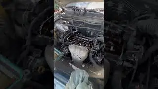 Toyota Highlander замена прокладки крышки головки блока цилиндров и замена свечей зажигания