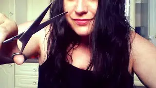ASMR RP - VIRTUAL HAIRCUT - LONG HAIR TO SHORT HAIR TINGLES AND RELAX . SCISSORS SOUNDS