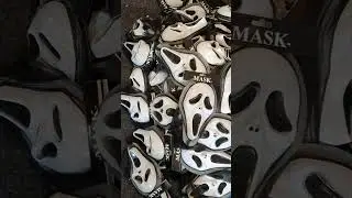 A lot of new stock ghostface masks