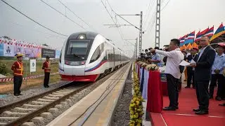 🌐🚄 สุดช็อก! รถไฟวงแหวนมอสโก 2026 วิ่ง 18,000 กม./ชม.ไม่มีคนขับ คุมด้วย AI 100% เปิดตัวครั้งแรกของโลก