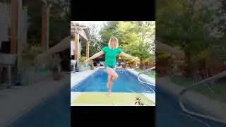 Poolside yoga Thursday flow, beautiful day, beautiful life 💜