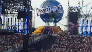 WrestleMania 33 - Andre The Giant Battle Royal SuperStars Entrance