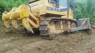 Levelling of steep road, Equipment & Operator Channel