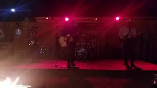 Texas Music Outalws - Driving Down A Dirt Road Live at Aero Crafters