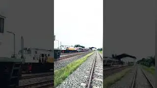 sesuai jadwal gapeka KLB-LD mendahulukan Ka dinas #keretaapi #keretaapiindonesi