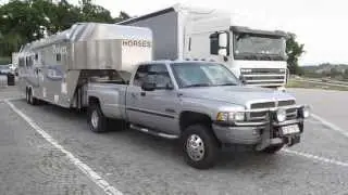Dodge RAM 3500 Cummins 5.9 Turbo Diesel