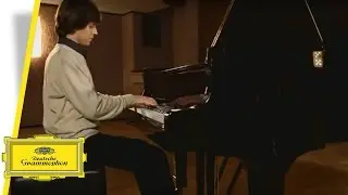 Rafal Blechacz - Debussy: Pour le piano, L. 95, 2. Sarabande