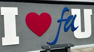 Move into my dorm at FAU with me!!