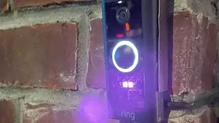 Лучший бюджетный вариант дверного звонка Ring, если у вас есть входная и боковая двери.