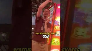 Worldoftshirts calls police on ​⁠@DouglasSkates & crashed out in Vegas #fyp #worldoftshirts #meme
