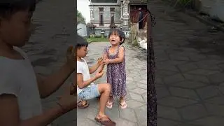 DEDE OMING NANGIS RAMA IKUT SEDIH