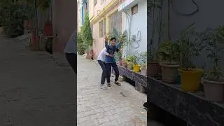 watch tha end 🤣🤣 mayaaa 😭 #viralvideo #ahots #comedy #funny #explore #sorts #comedyshorts #subscribe