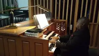 Gi Di Worl di sonshayn....Aubrey Nat Jones performed by Cotton Tree Chorus accompanied by Pierrindo