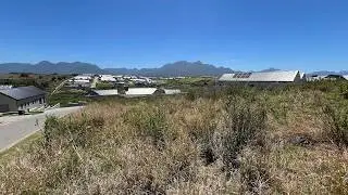 Stand For Sale in Kingswood Golf Estate, South Africa - HD