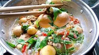 Thơm ngon bùi béo với món - trứng gà non kho cà chua - cách kho đơn giản 