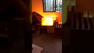 LED Flame Effect Light Bulb, G-Sensor for Upside Down Lights, Simulated Fire Effect