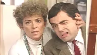 Don't Look Bean | Funny Clips | Mr Bean Official