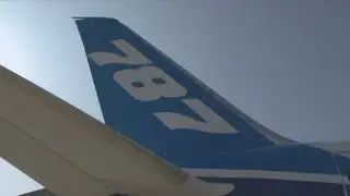 Report: 787 Dreamliner boosted Boeing jet deliveries