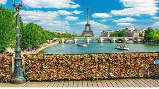 The famous bridge in Paris/Love Lock Bridge