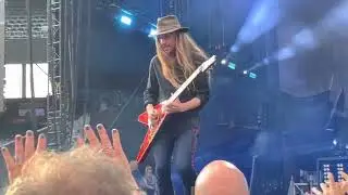 Poison - “Poison’s Unskinny Bop” - New York, NY 6/24/22