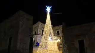 Amazing Christmas lights in Italy | *flashing lights*