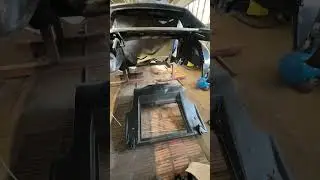 Ремонт заднего отсека Mustang 1970 года #carfixathome #automobile #carrestorationproject